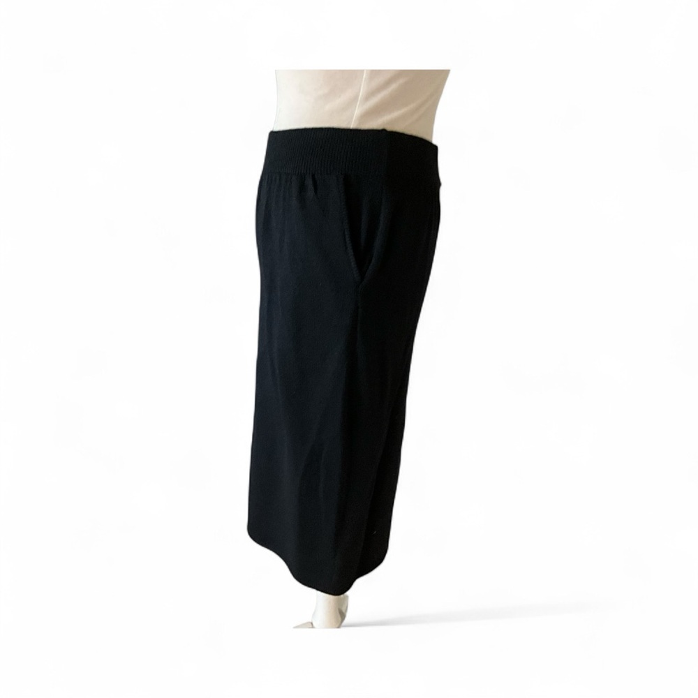St. John Separates Size 10 Black Women's Pencil Skirt Two Pockets Made in USA - Picture 3 of 10